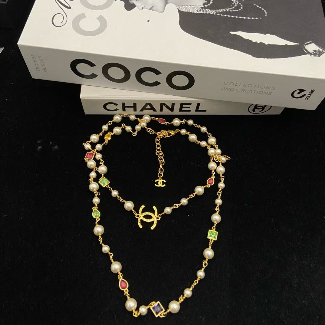 CHANE1 カラーダイヤモンド ダブルC パール セーターネックレス【50％割引+送料無料】