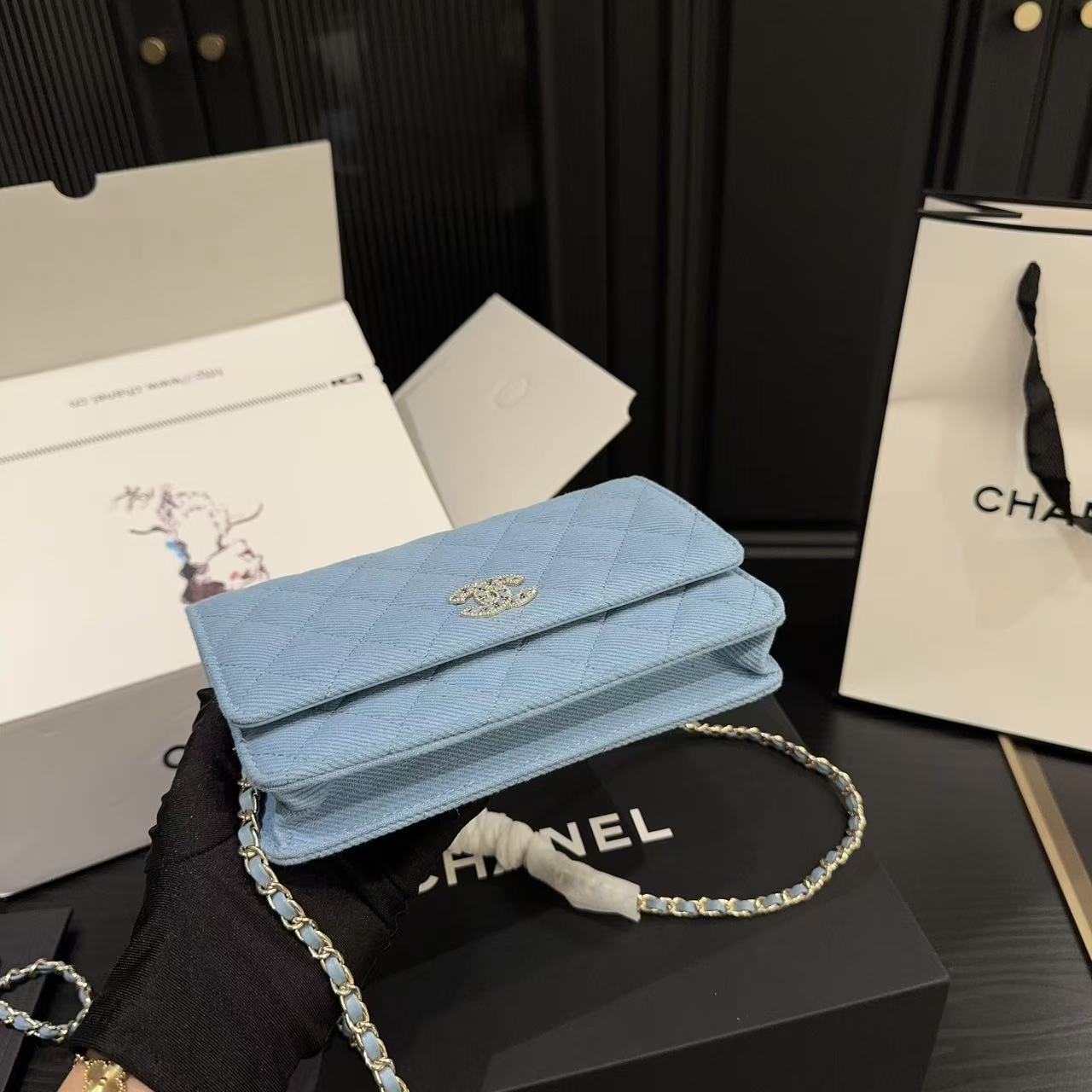 CHANE1 デニムチェーンバッグ【50％割引+送料無料】