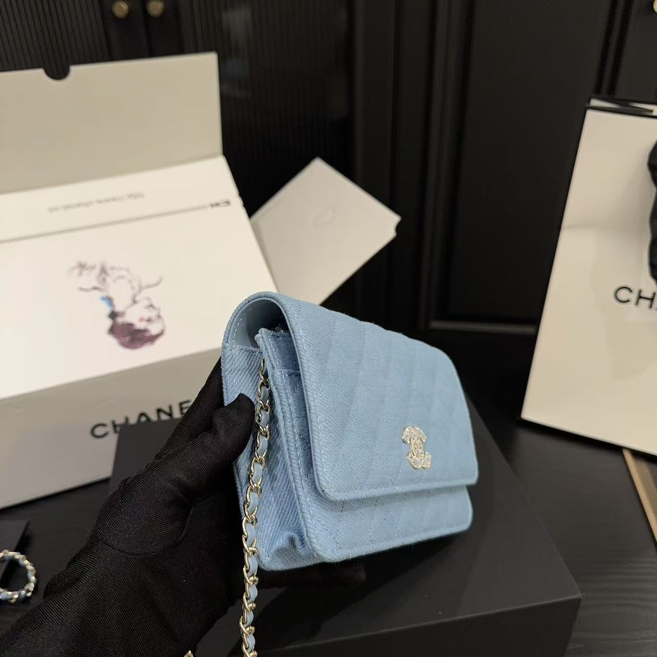 CHANE1 デニムチェーンバッグ【50％割引+送料無料】