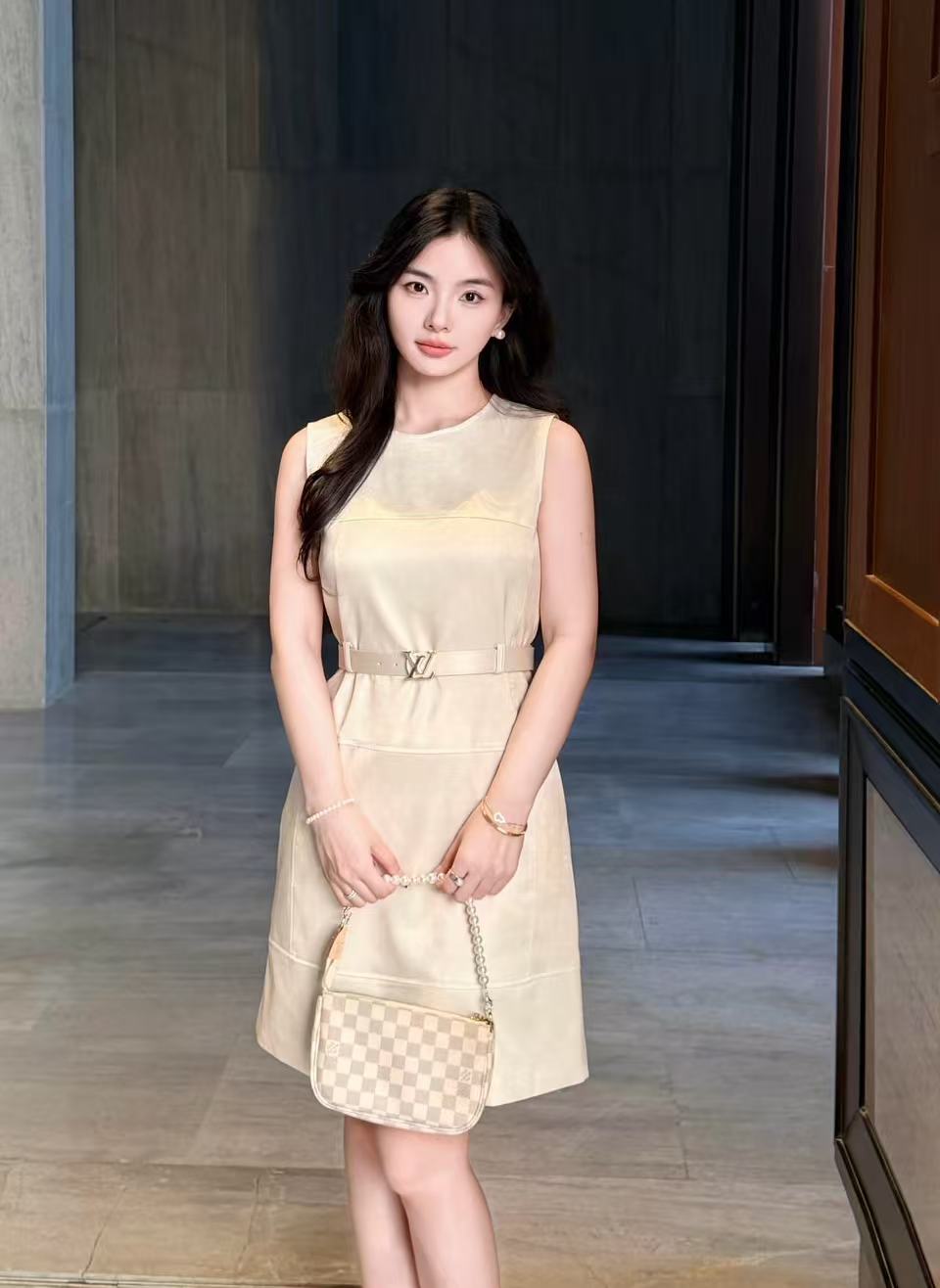 LVプリントのノースリーブドレス【50％割引+送料無料】