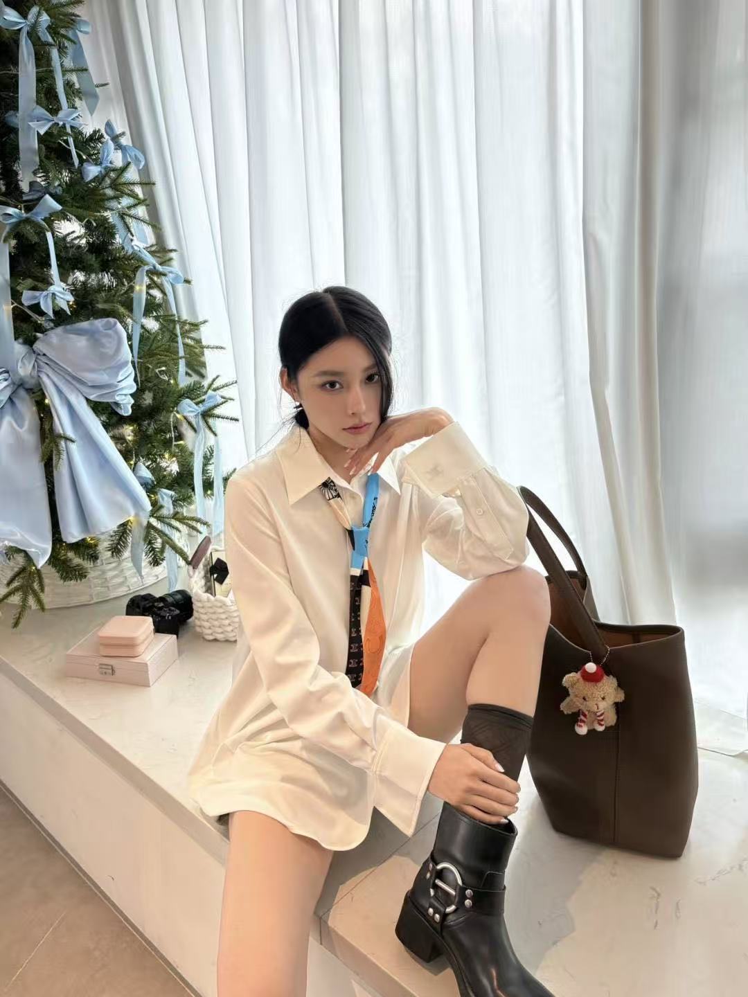 CL1NE スカーフ付き高品質ドレス【50％割引+送料無料】