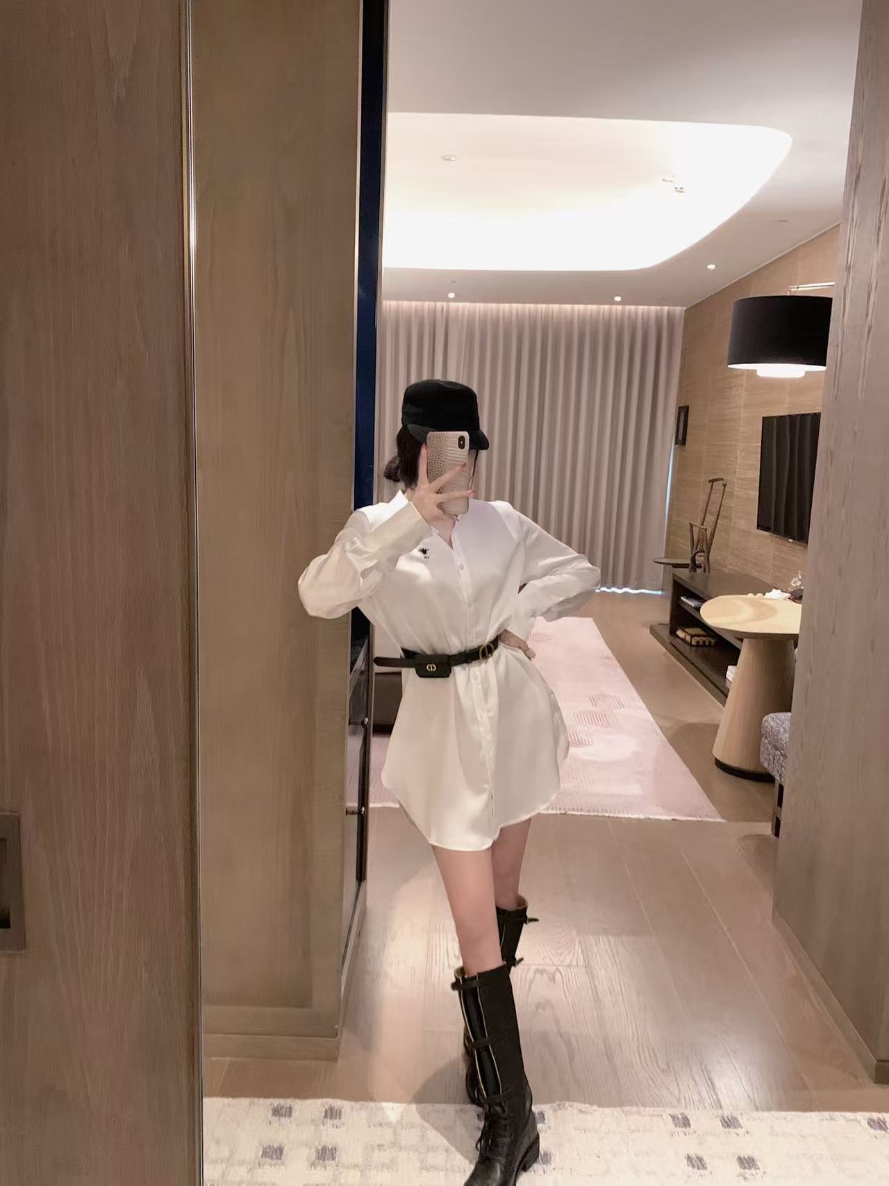 DIORシルク刺繍ビーシャツ【50％割引+送料無料】