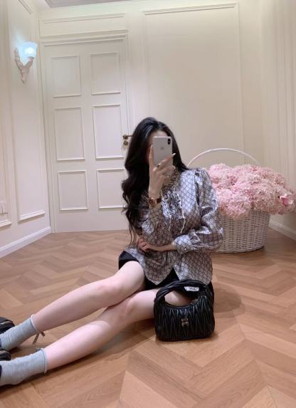 GUCC1 ジャカード ラッフル ブラウス【50％割引+送料無料】