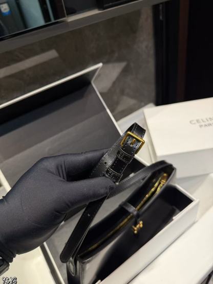 CEL1NE 凱旋門アンダーアームバッグ【50％割引+送料無料】