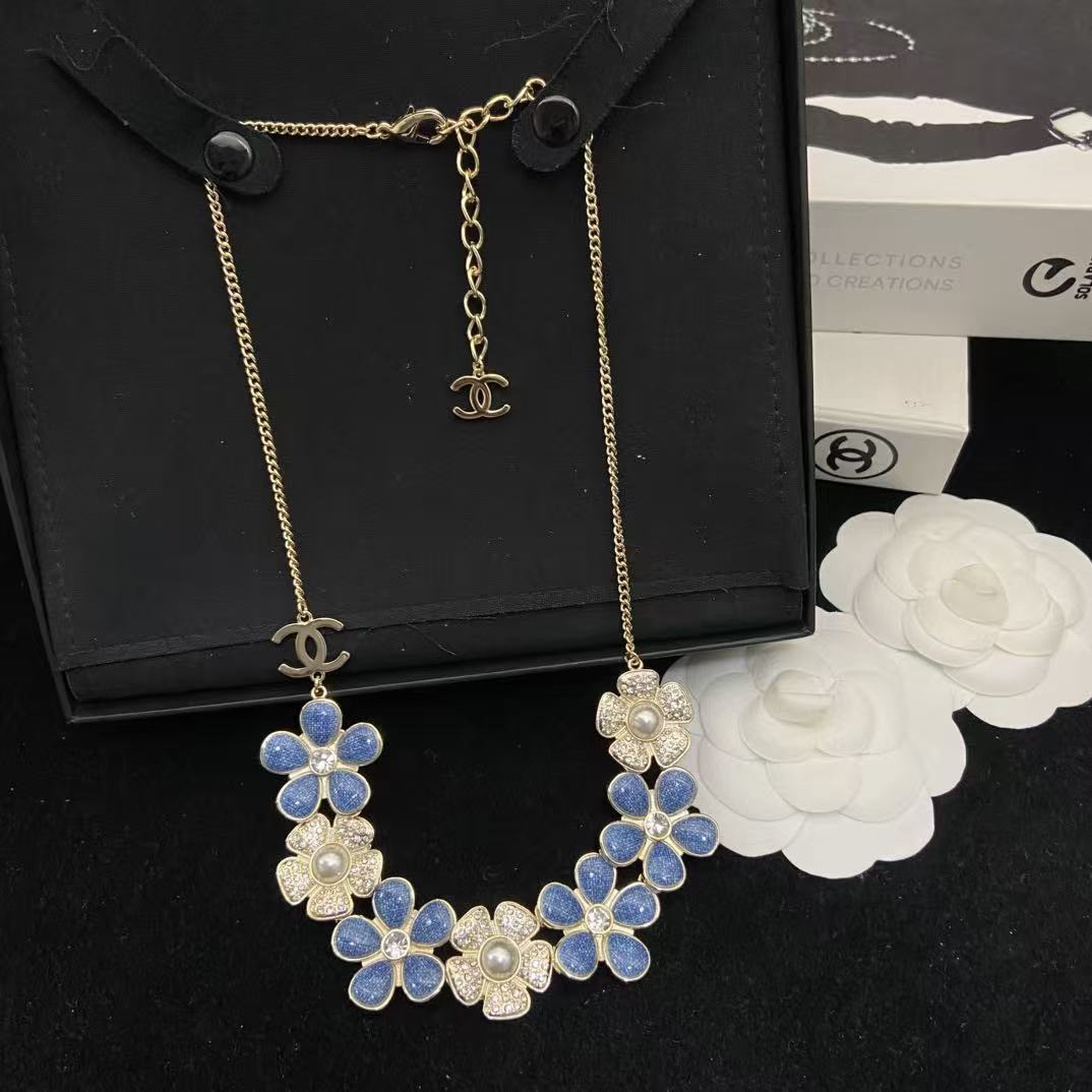 CHANE1 ダブルC ブルーフラワーネックレス【50％割引+送料無料】