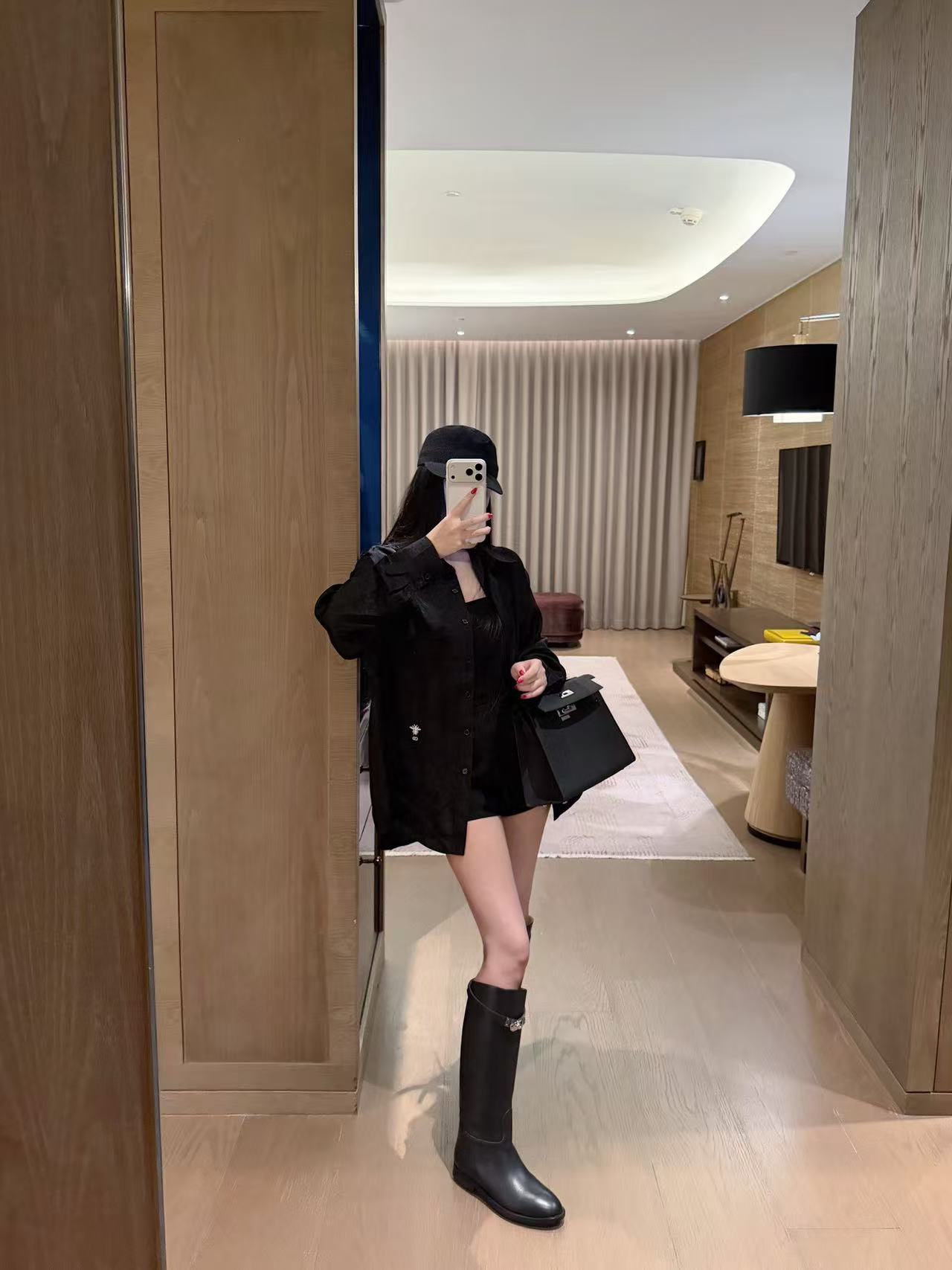 DIOR 刺繍ビーシルクシャツ【50％割引+送料無料】