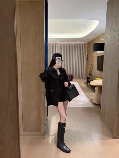 DIOR 刺繍ビーシルクシャツ【50％割引+送料無料】