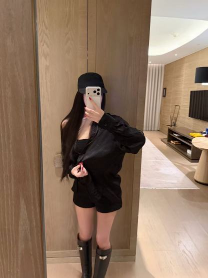 DIOR 刺繍ビーシルクシャツ【50％割引+送料無料】