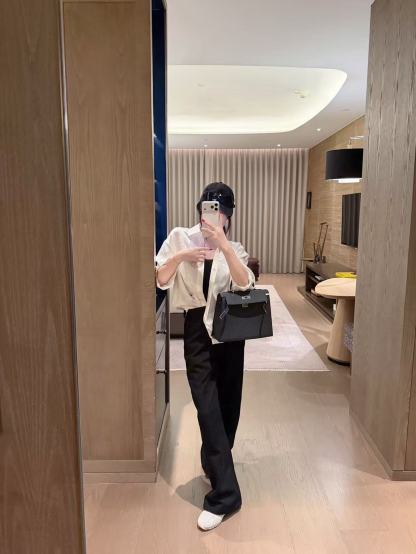 DIOR 刺繍ビーシルクシャツ【50％割引+送料無料】