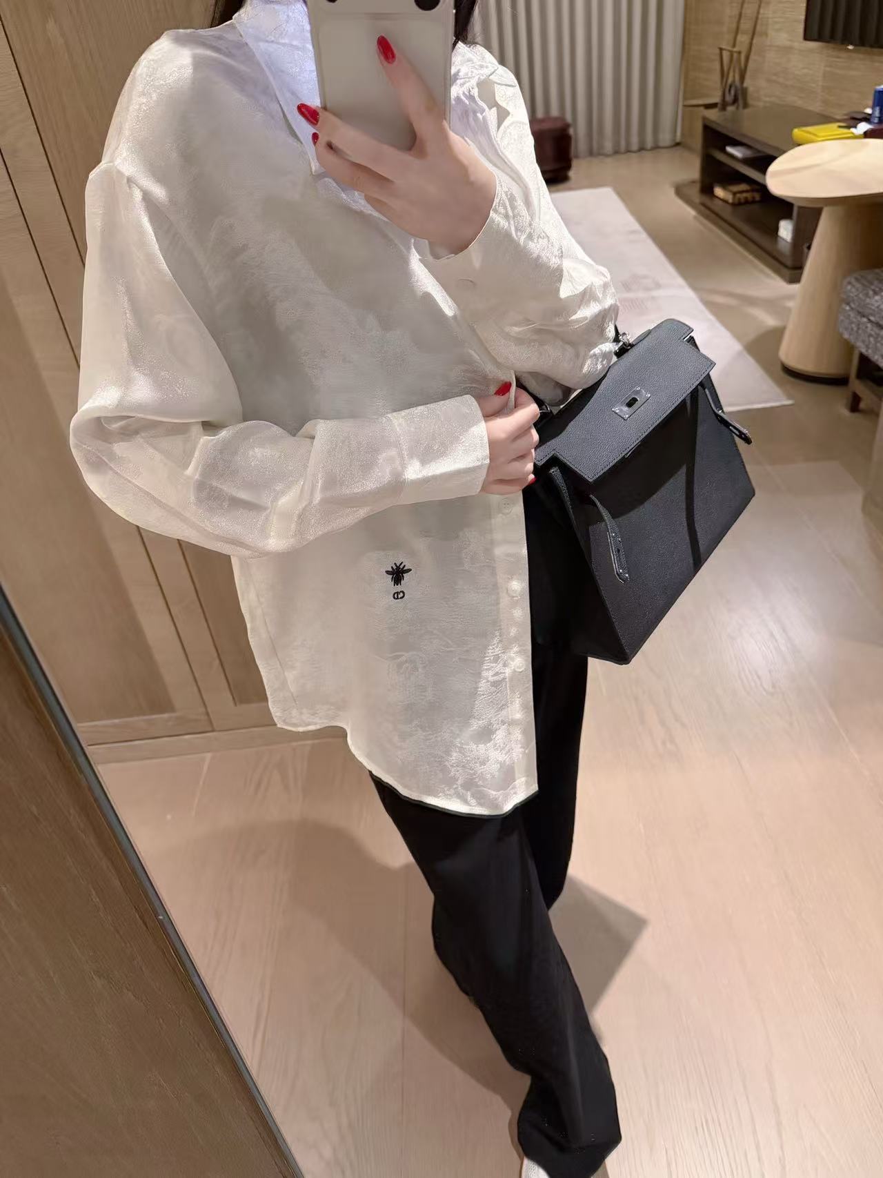 DIOR 刺繍ビーシルクシャツ【50％割引+送料無料】