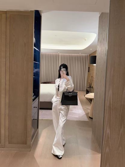 CHANE1 オールロゴジャケット+パンツ ツーピースセット【50％割引+送料無料】