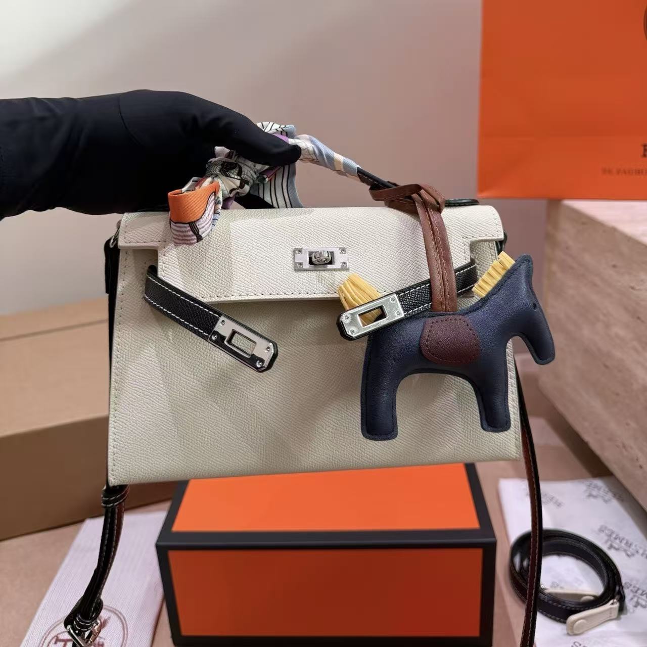 HERME5 Kellyトートバッグ【50％割引+送料無料】