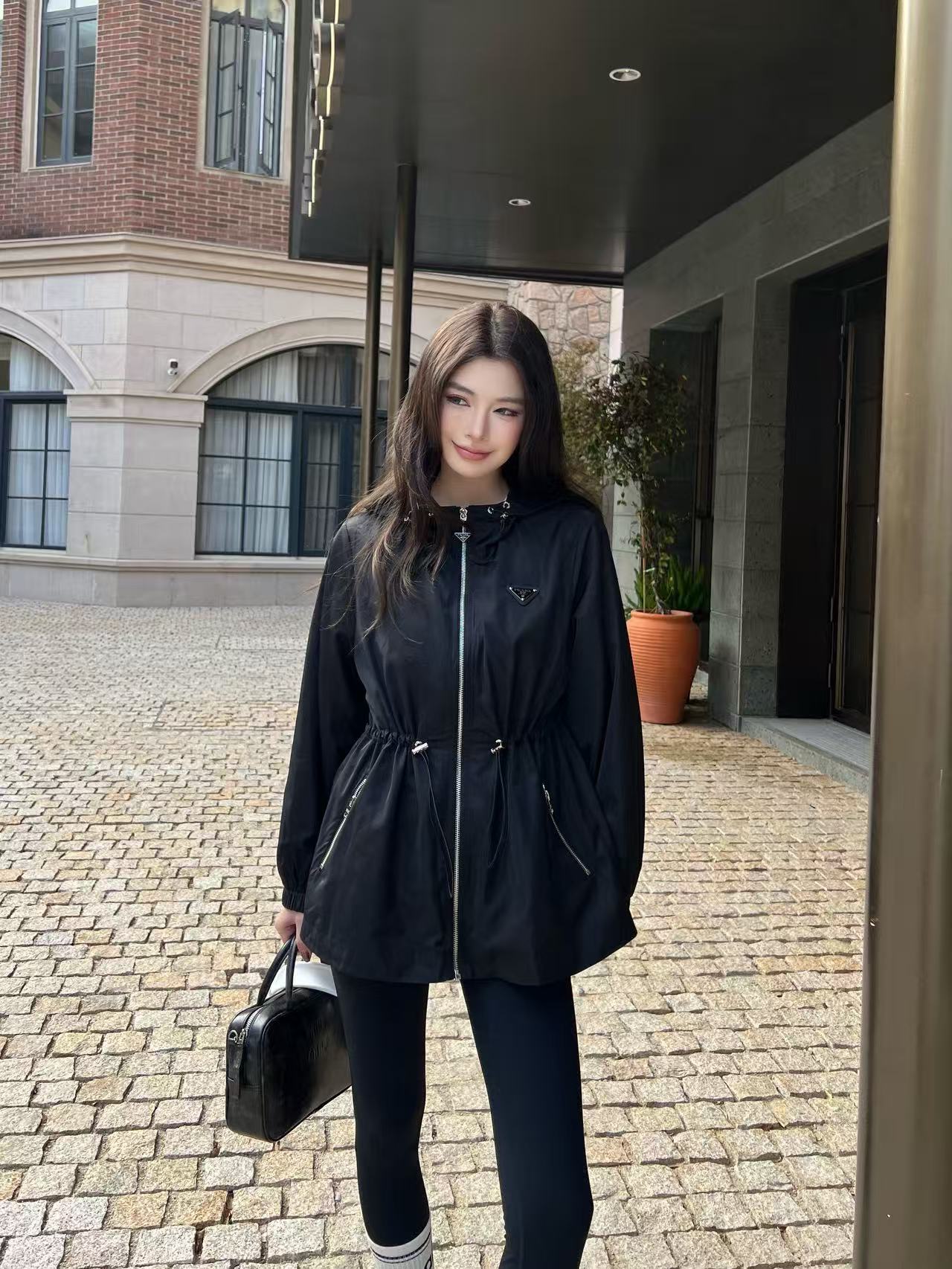 PR4DA高品質トライアングルロゴフードジャケット【50％割引+送料無料】