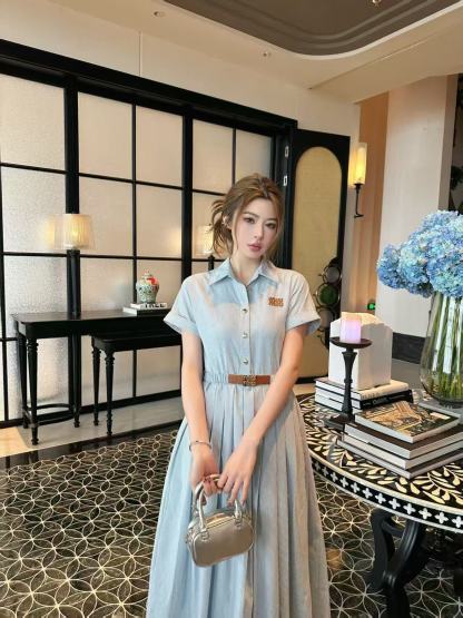 M1UM1U 高品質縦縞レタードレス【50％割引+送料無料】