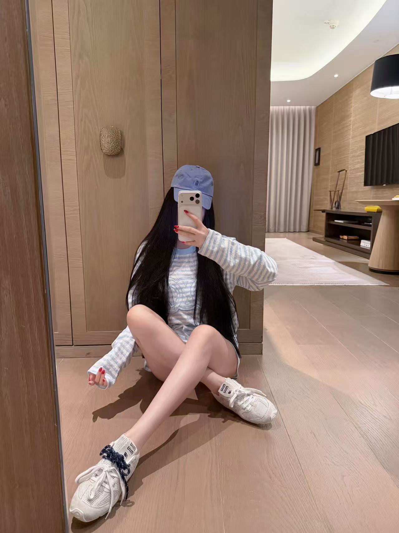 CEL1NE 凱旋門 ストライプ Tシャツ【50％割引+送料無料】