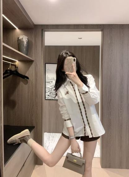 BUR8ERRY チェック柄フリルシャツ【50％割引+送料無料】