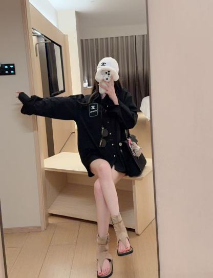 CHANE1 ダブルCレターシャツ【50％割引+送料無料】