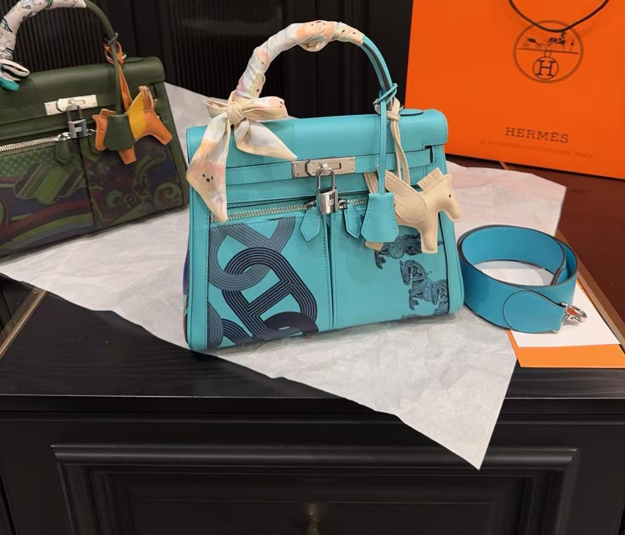 HERME5 高品質グラフィティハンドバッグ【50％割引+送料無料】