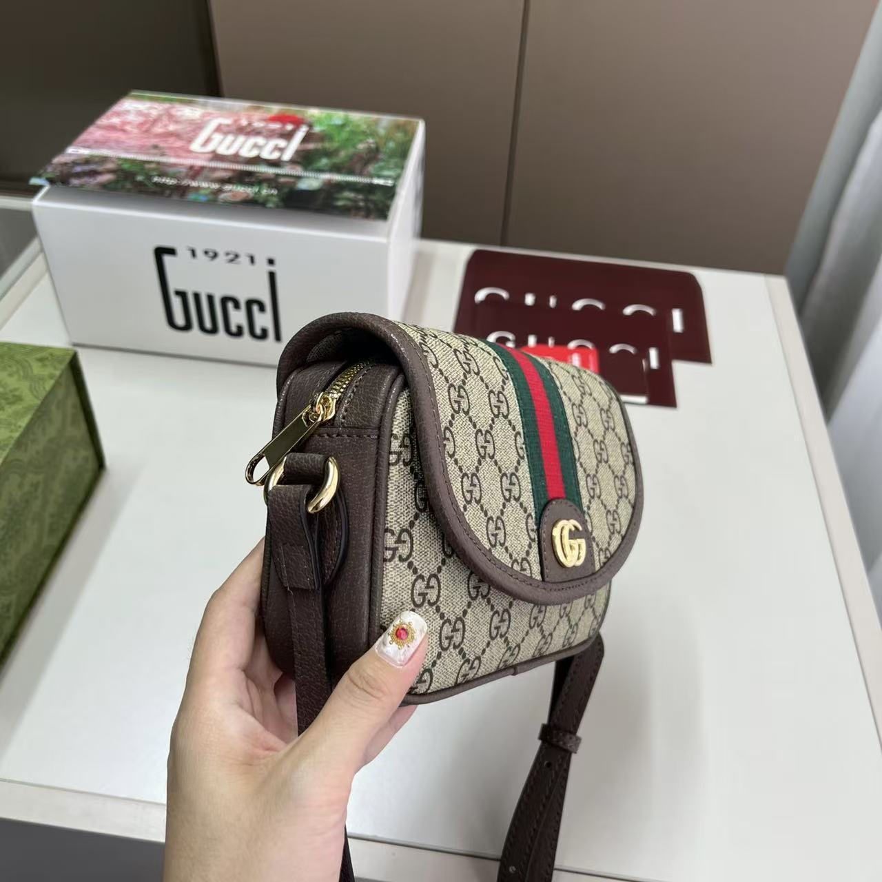 GUCC1 ジャカード ショルダーバッグ【50％割引+送料無料】