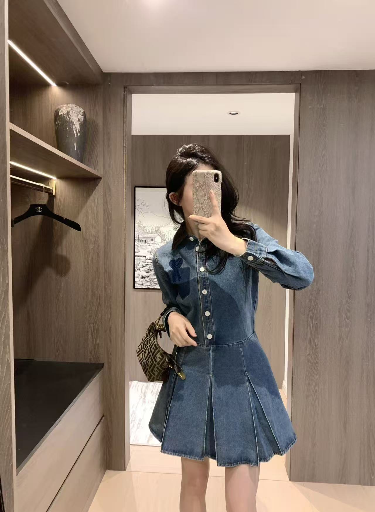 AMI デニムプリーツドレス【50％割引+送料無料】