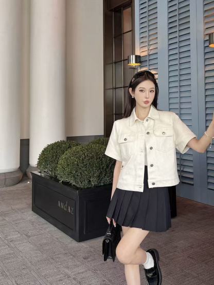 DIOR エンブロイダリー ビー デニム 半袖ジャケット【50％割引+送料無料】