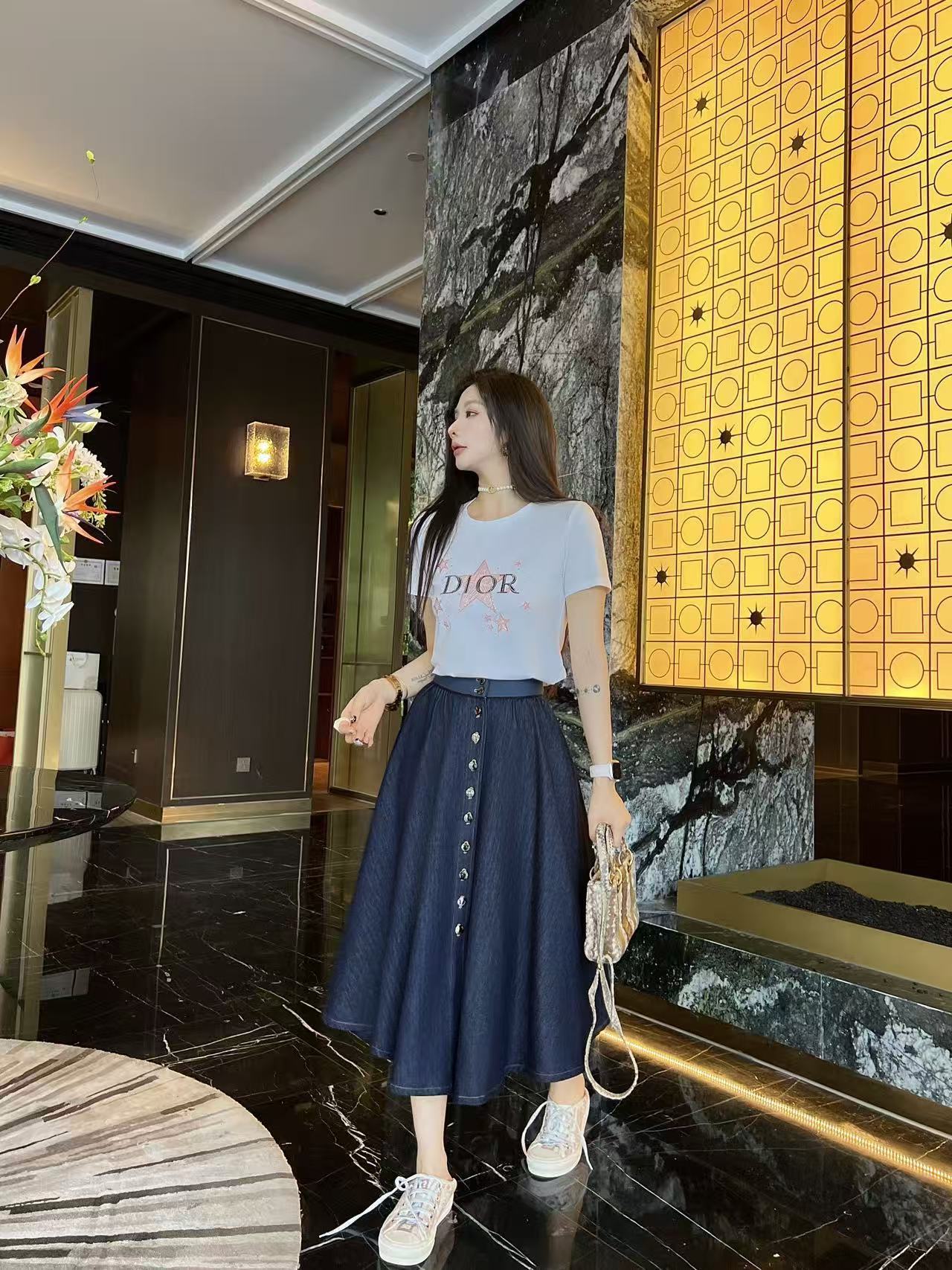 DIOR エンブロイダリーレターTシャツ + スカート ツーピースセット【50％割引+送料無料】