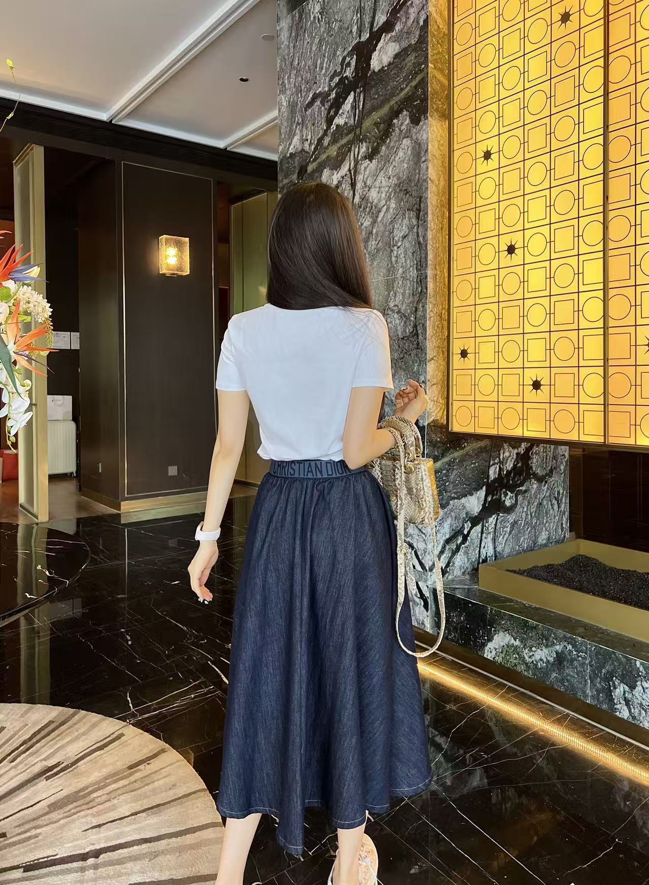 DIOR エンブロイダリーレターTシャツ + スカート ツーピースセット【50％割引+送料無料】