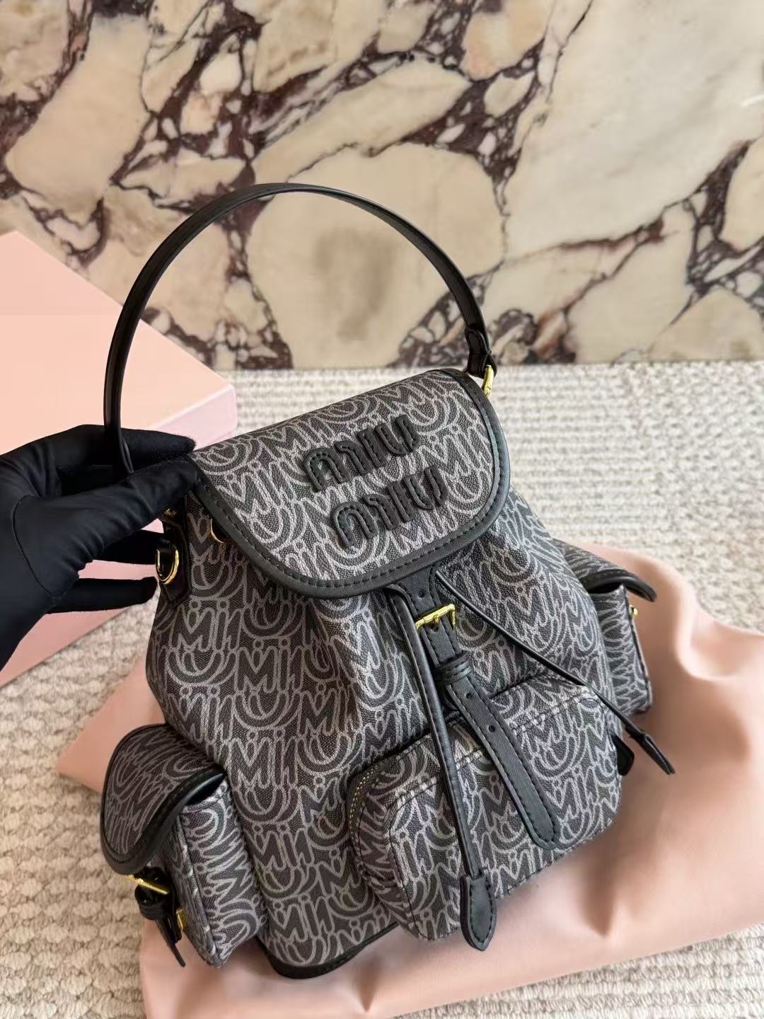 M1UM1U レターバックパック【50％割引+送料無料】