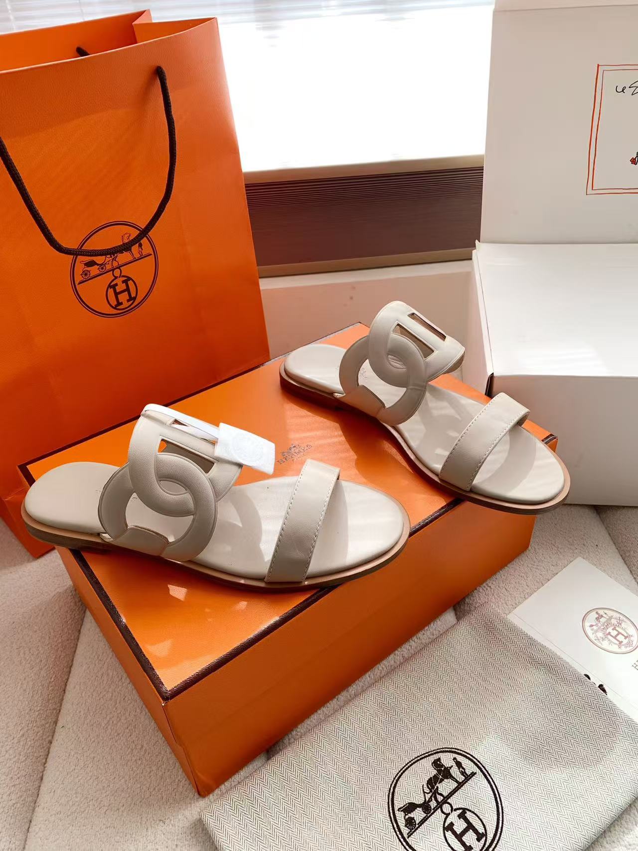 HERME5高品質豚の鼻のスリッパ【50％割引+送料無料】