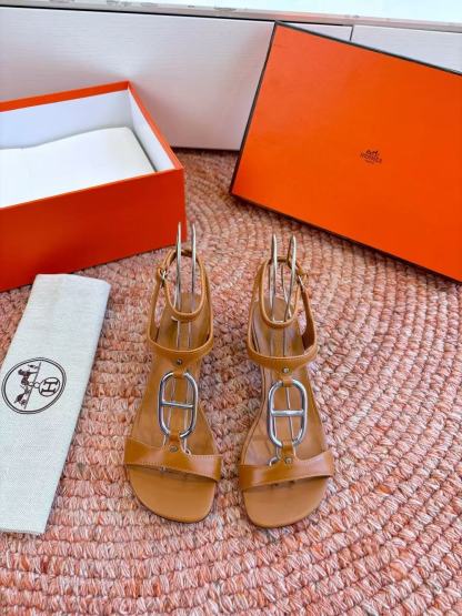 HERME5高品質kellyチャンキーヒールサンダル【50％割引+送料無料】