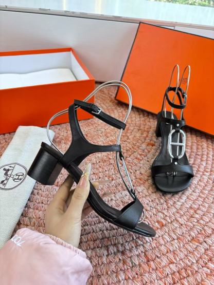 HERME5高品質kellyチャンキーヒールサンダル【50％割引+送料無料】