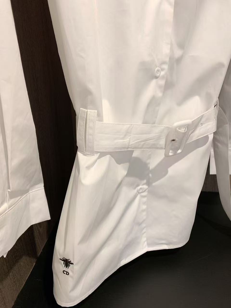 DIORのタイフロントVネックシャツ【50％割引+送料無料】