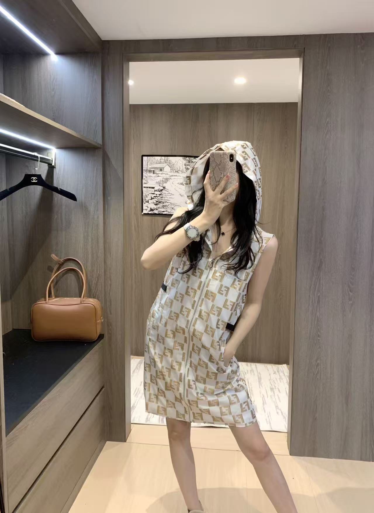 FENDIフード付きノースリーブドレス【50％割引+送料無料】