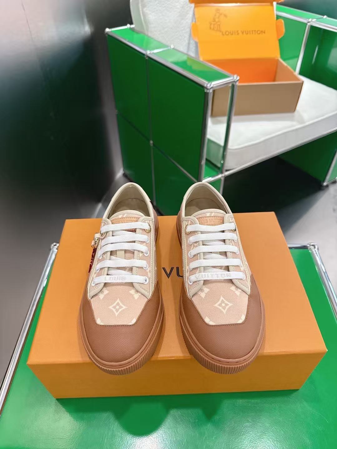 LVの高品質プリントカジュアルシューズ【50％割引+送料無料】