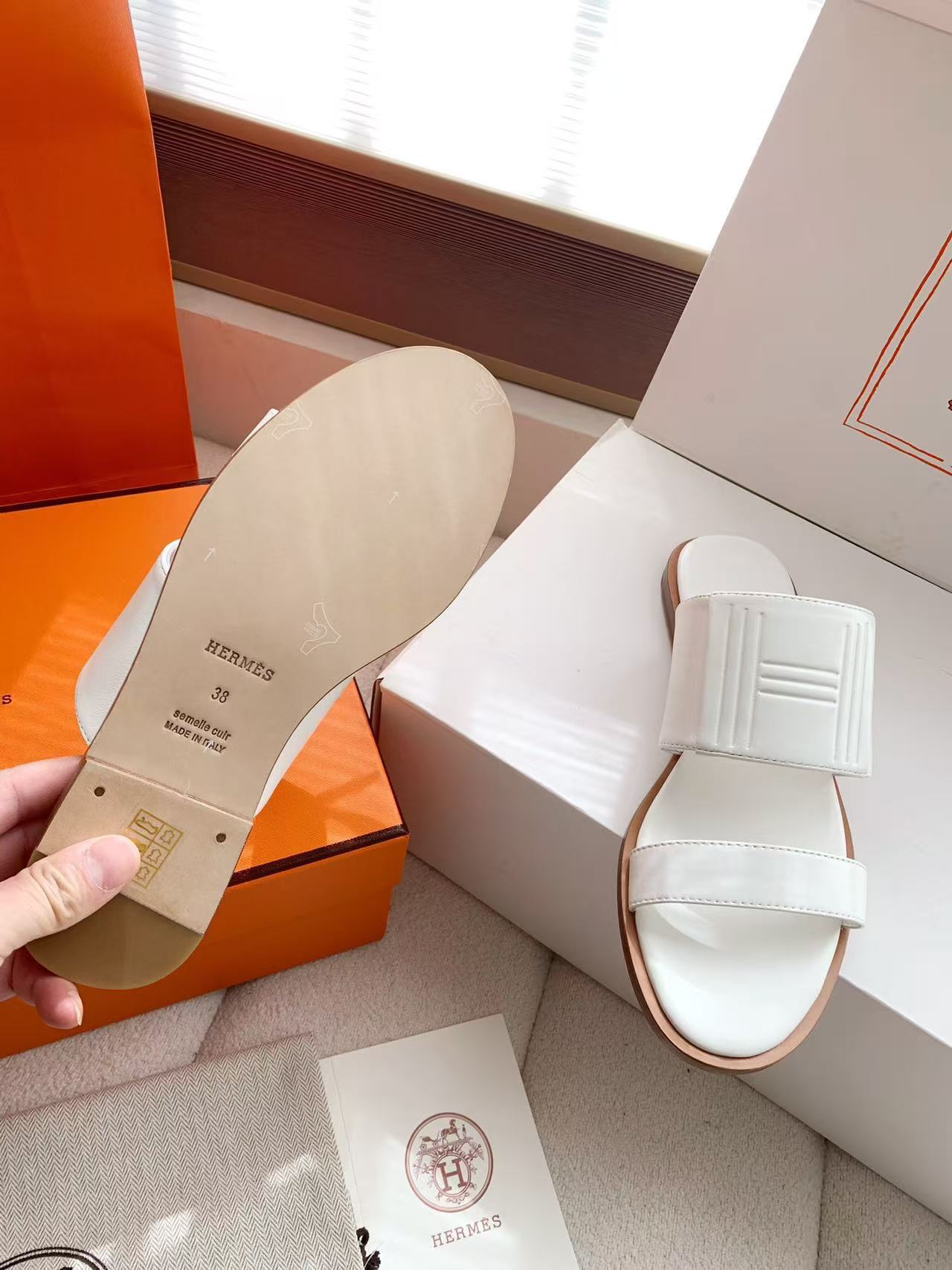 HERME5高品質カーフスキンスリッパ【50％割引+送料無料】