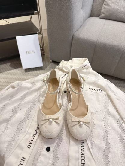 DIOR 高品質チェックパールローヒールシューズ【50％割引+送料無料】