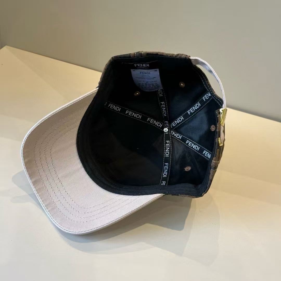FEND1 刺繍入りレターベースボールキャップ【50％割引+送料無料】