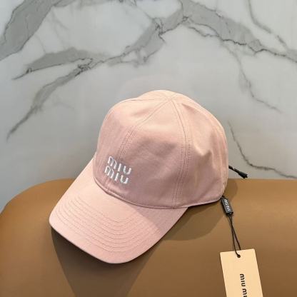 M1UM1U 刺繍レターTシャツ【50％割引+送料無料】