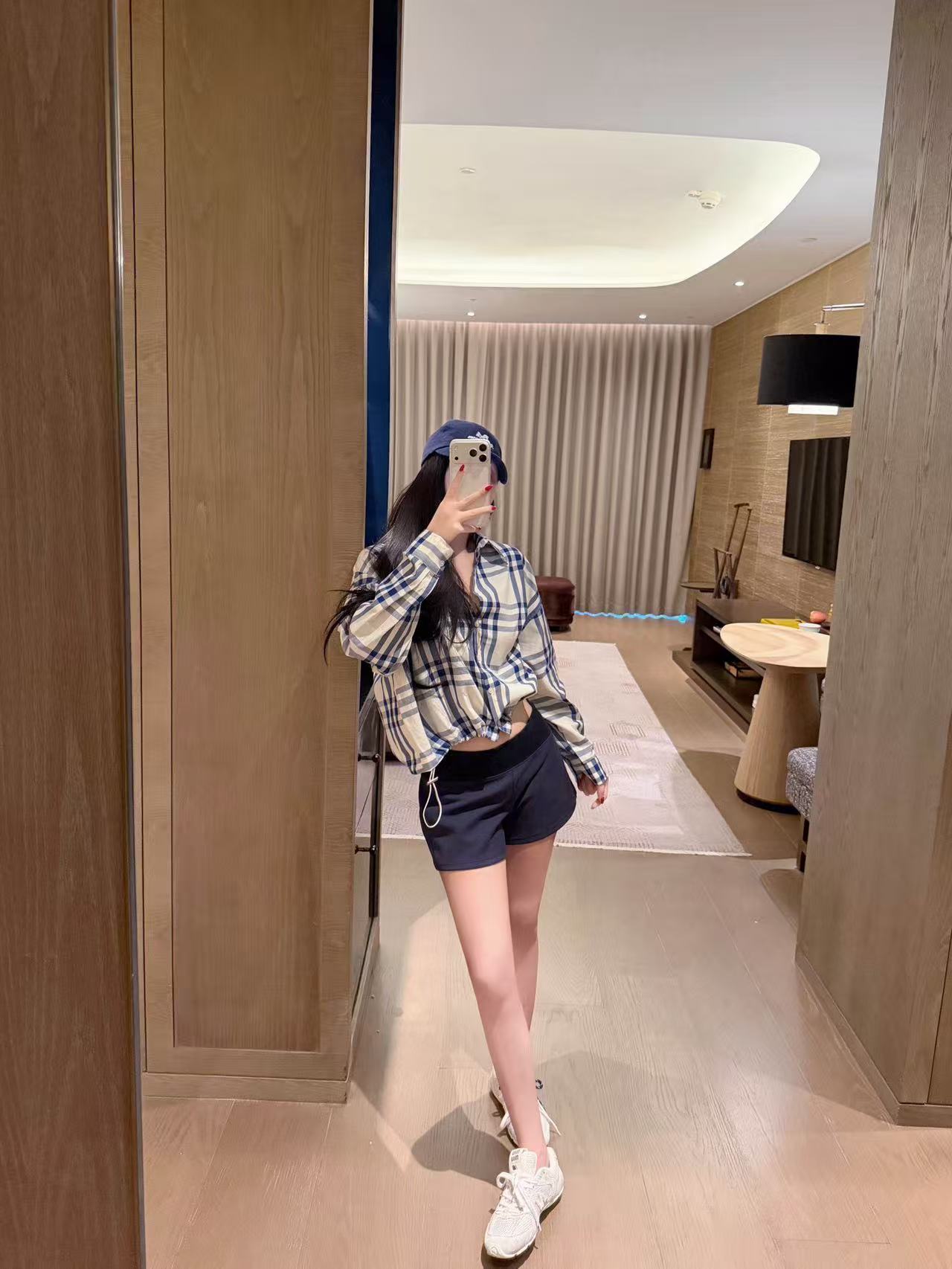 BUR8ERRY チェック柄ドローストリングシャツ【50％割引+送料無料】