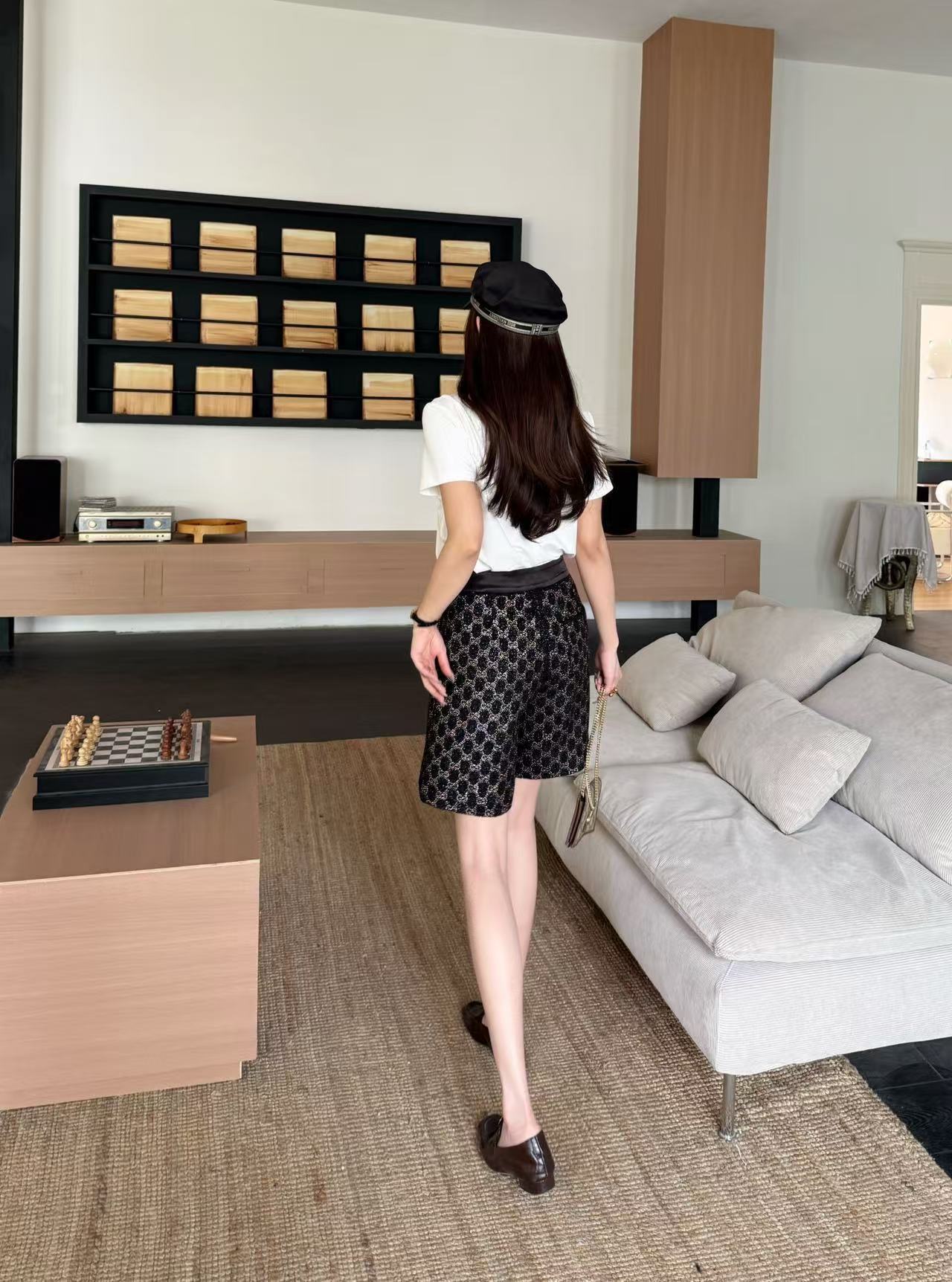 GUCC1 高品質刺繍Tシャツ+ショーツ2点セット【50％割引+送料無料】