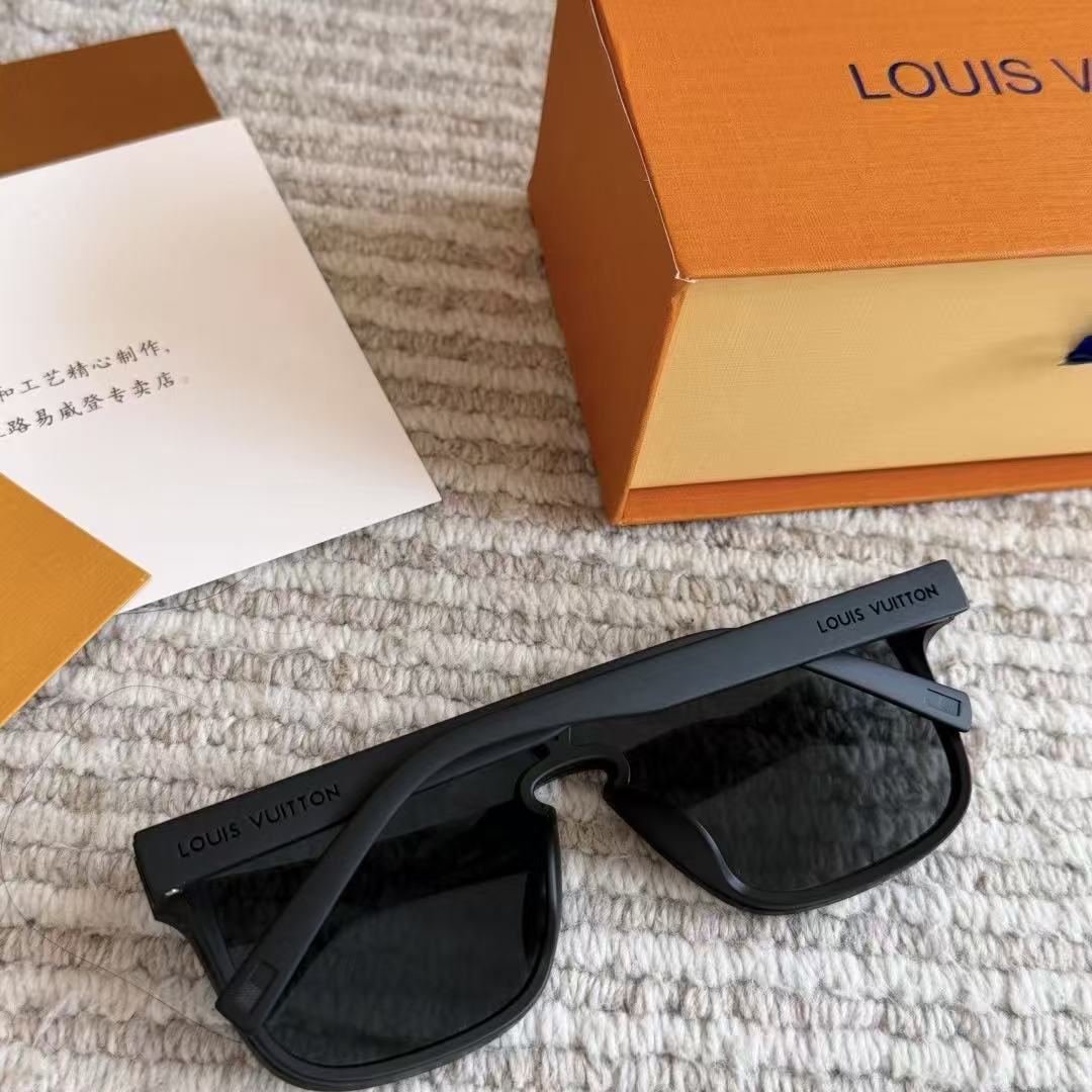 LV オールオーバーロゴ サングラス【50％割引+送料無料】