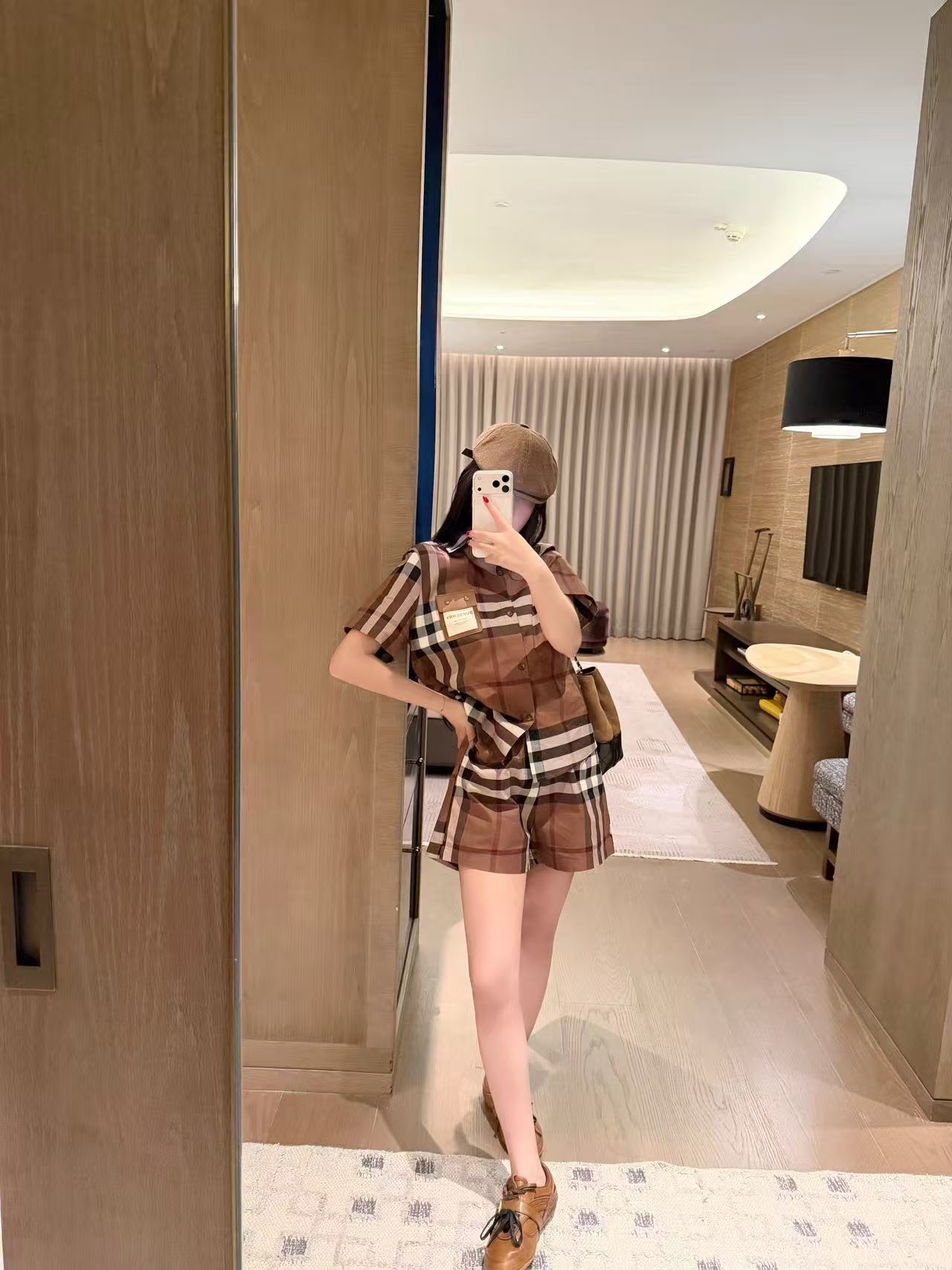 BUR8ERRY チェックシャツ＆ショーツ ツーピースセット【50％割引+送料無料】