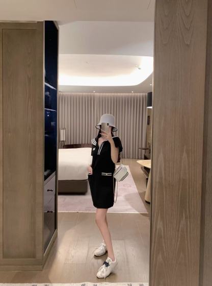 CEL1NE 凱旋門半袖ドレス【50％割引+送料無料】