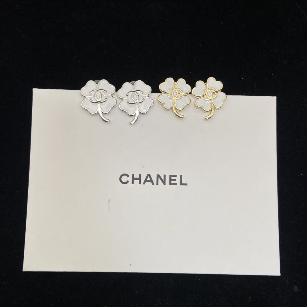 CHANE1 クローバーイヤリング【50％割引+送料無料】