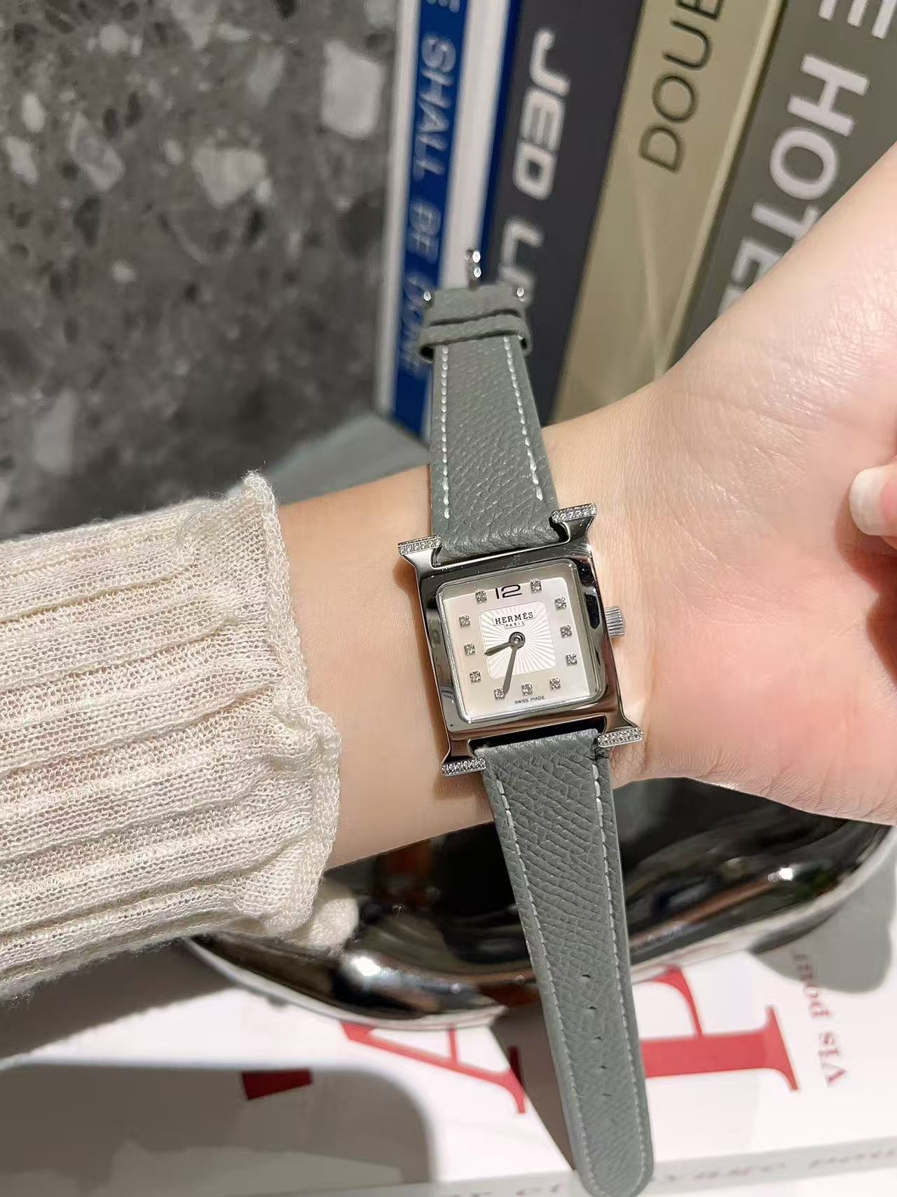 HERME5 高品質レザーウォッチ【50％割引+送料無料】