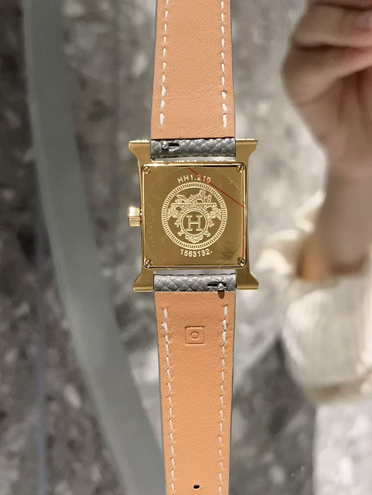 HERME5 高品質レザーウォッチ【50％割引+送料無料】