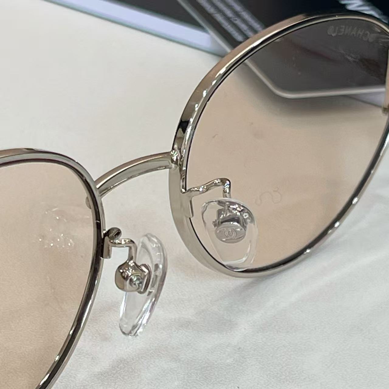 CHANE1 新作サングラス【50％割引+送料無料】