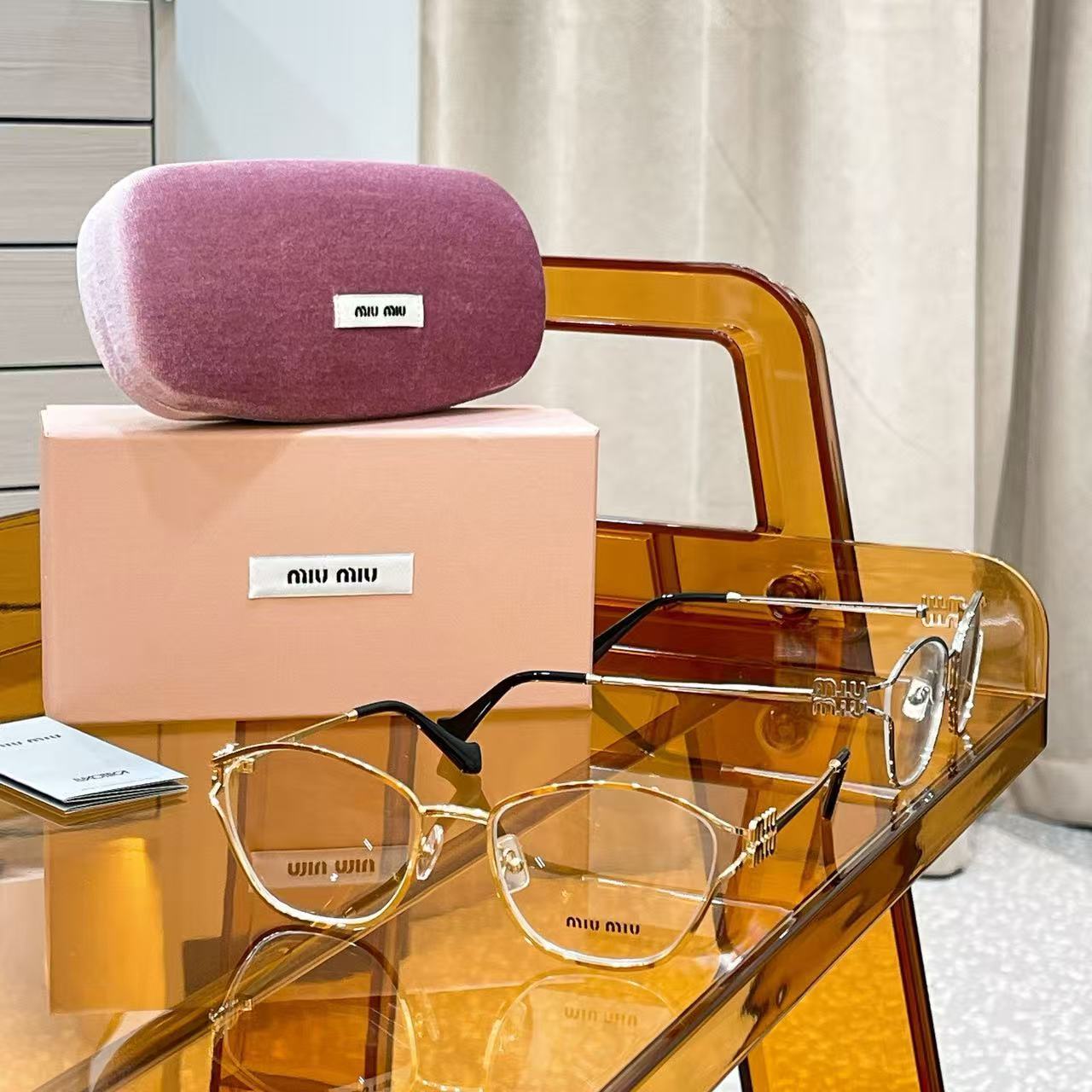 M1UM1U 透明メガネ【50％割引+送料無料】