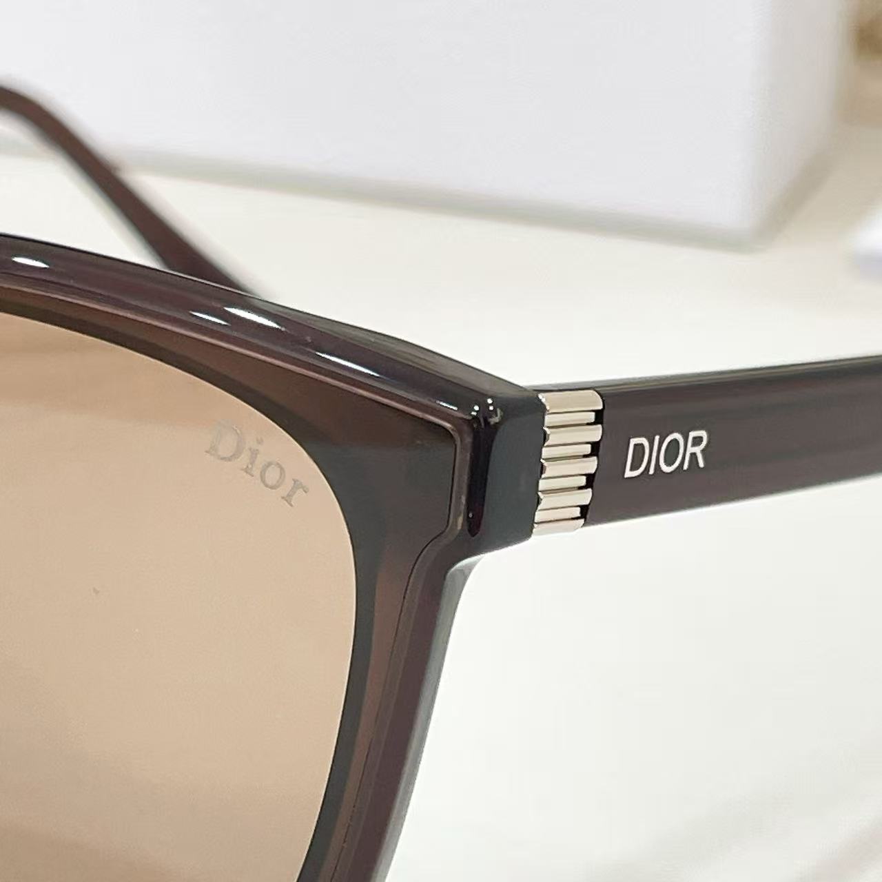 DI0Rサングラス0260S【50％割引+送料無料】