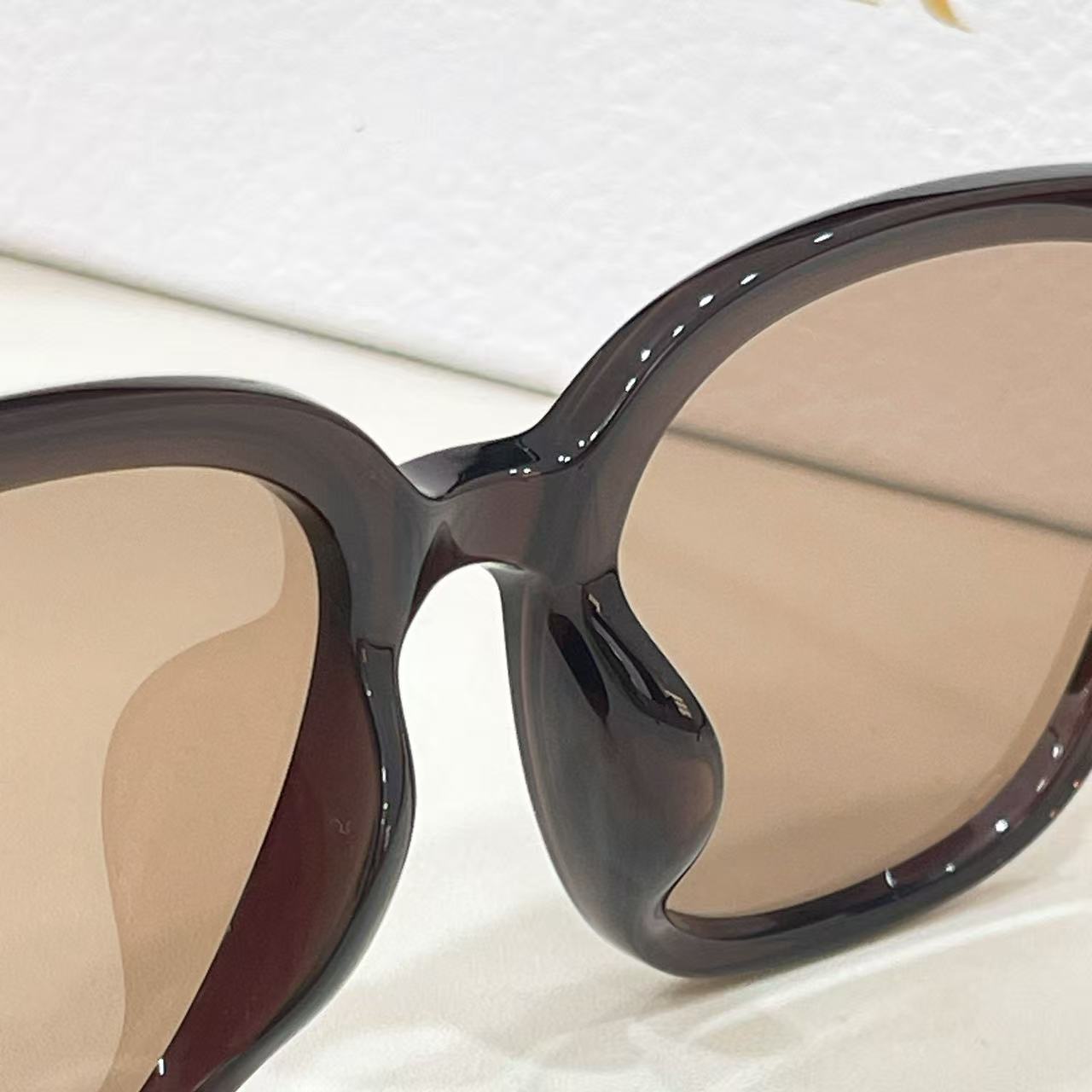 DI0Rサングラス0260S【50％割引+送料無料】